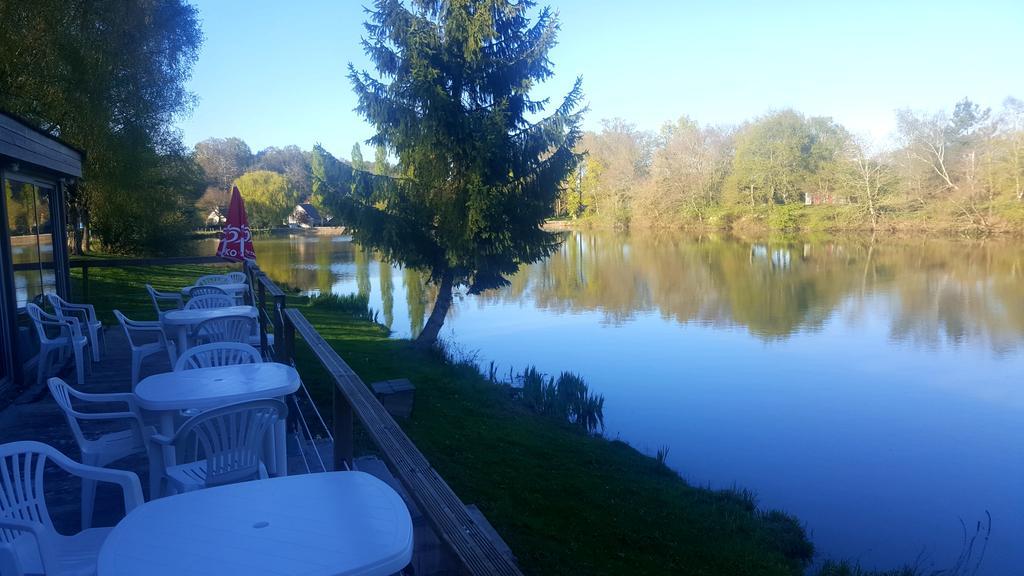 Camping De La Reuille Flere-la-Riviere Zewnętrze zdjęcie