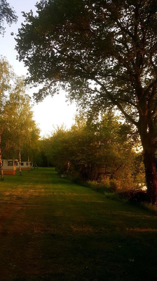 Camping De La Reuille Flere-la-Riviere Zewnętrze zdjęcie
