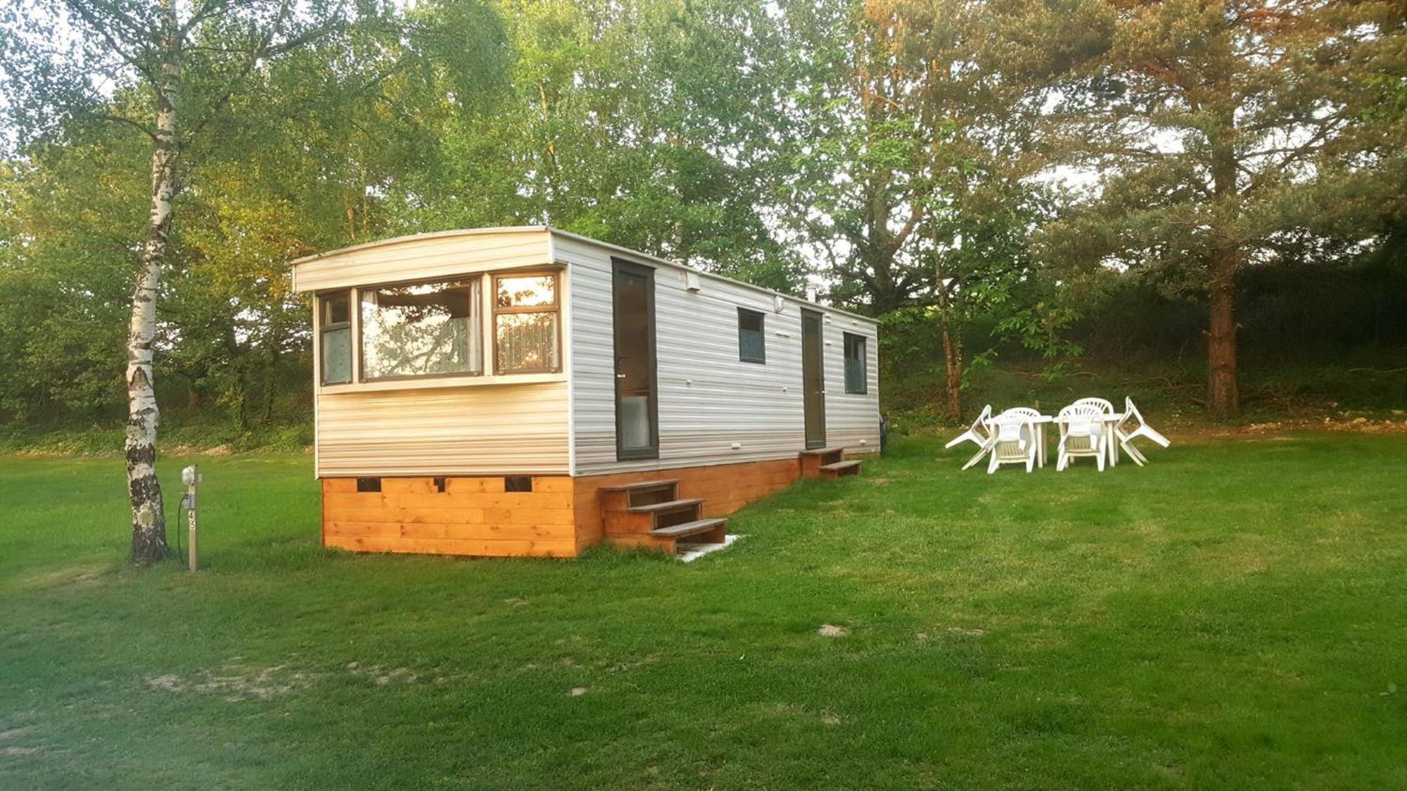 Camping De La Reuille Flere-la-Riviere Zewnętrze zdjęcie