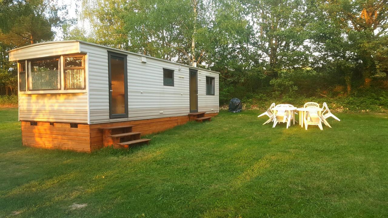 Camping De La Reuille Flere-la-Riviere Zewnętrze zdjęcie